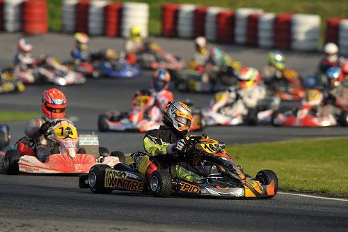 Max Verstappen doet goede zaken bij EK in Duitsland